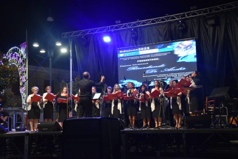 Mileto, grande successo per l’annuale edizione del “Ricordando De Andrè”