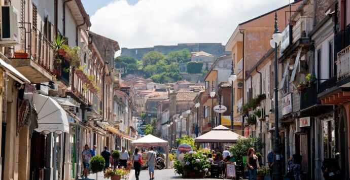 Vibo Valentia tra i capoluoghi di provincia italiani dove si lavora peggio