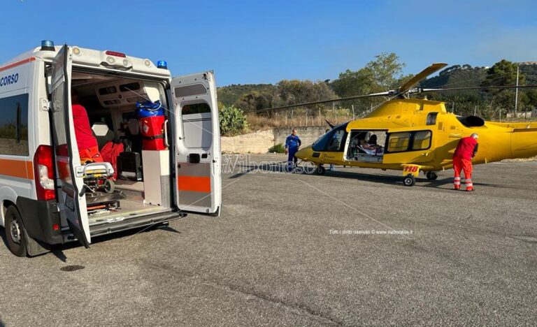 Si ferisce con l’elica della barca al porto di Tropea, trasferito in elisoccorso