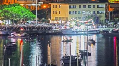 Vibo Marina, nelle acque del porto ritorna la storica processione della Madonna di Pompei