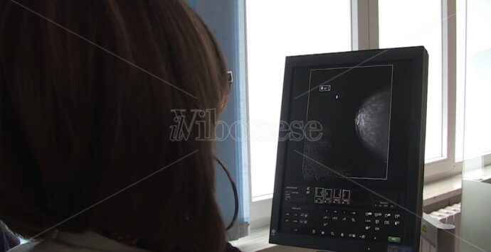 Tumori al seno: riparte a Vibo Valentia lo screening mammografico gratuito – Video