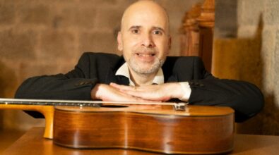 Tango argentino e danza spagnola: a Nicotera arriva il chitarrista Carles Pons i Altes