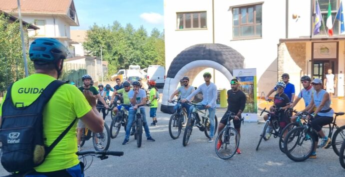 Ciclopasseggiata nel Parco delle Serre, grande partecipazione all’evento turistico-sportivo