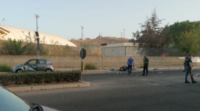 Incidente a Crotone, scontro tra scooter e auto: gravi padre e figlia di dieci anni