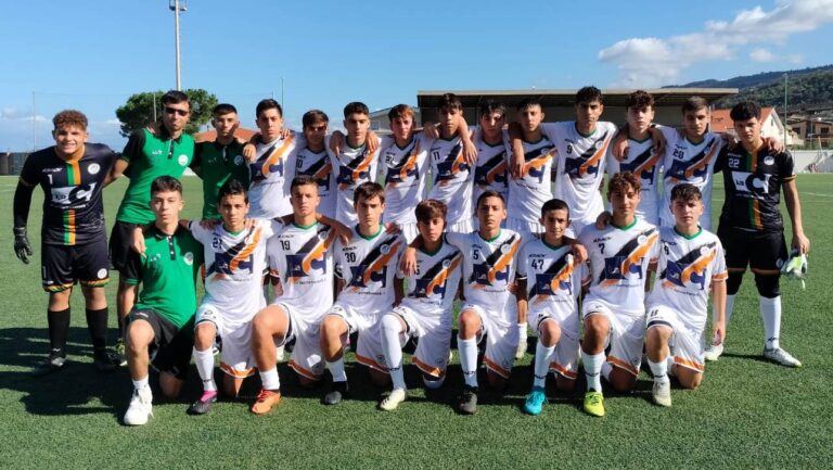 Calcio Under 15: arriva la prima vittoria in campionato per la Bulldog Vibo