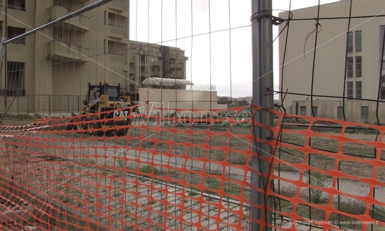 Nuovo teatro a Vibo Valentia, i lavori procedono a rilento – Video
