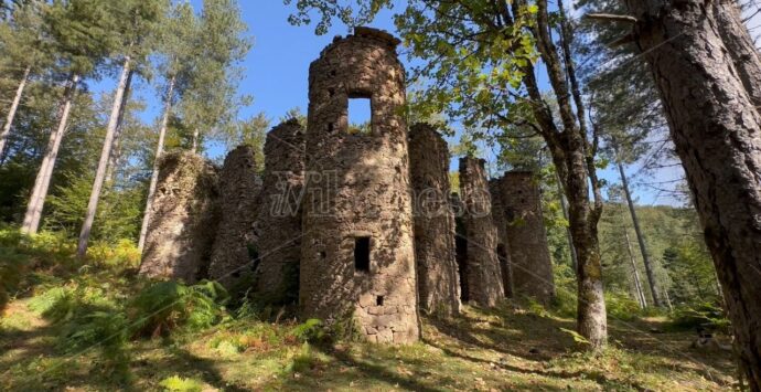 A LaC Storie il mistero del castello della baronessa Scoppa, un viaggio nel cuore delle Serre