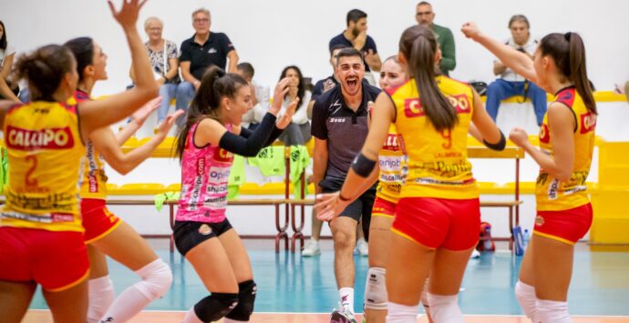 Volley femminile, netto 3 a 0 della Tonno Callipo nel derby contro Pizzo