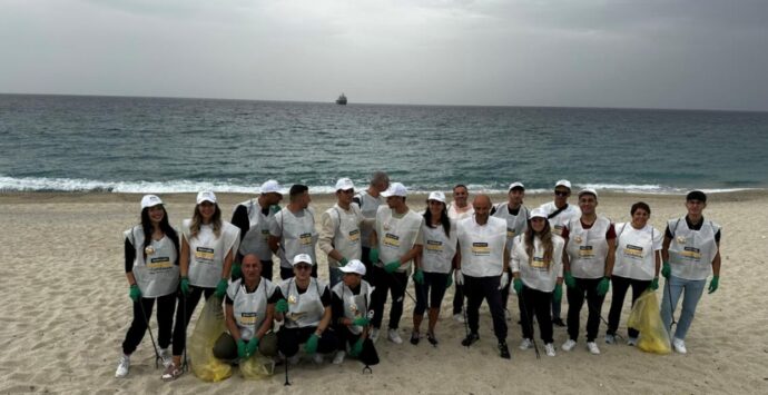 Giornate per l’ambiente, oltre 130 chili di rifiuti raccolti a Vibo Marina