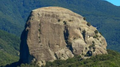 Pietra Cappa, l’associazione “Vivi Serra San Bruno” alla scoperta del monolite più alto d’Europa