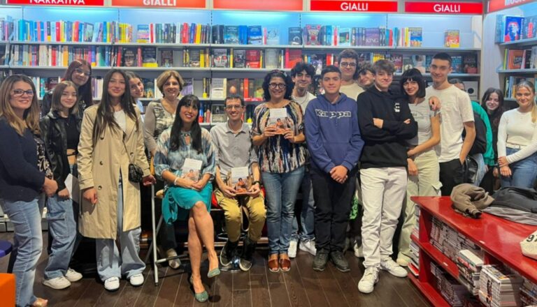 “Le donne sono isole”, studenti protagonisti della presentazione del libro della docente-scrittrice Preta