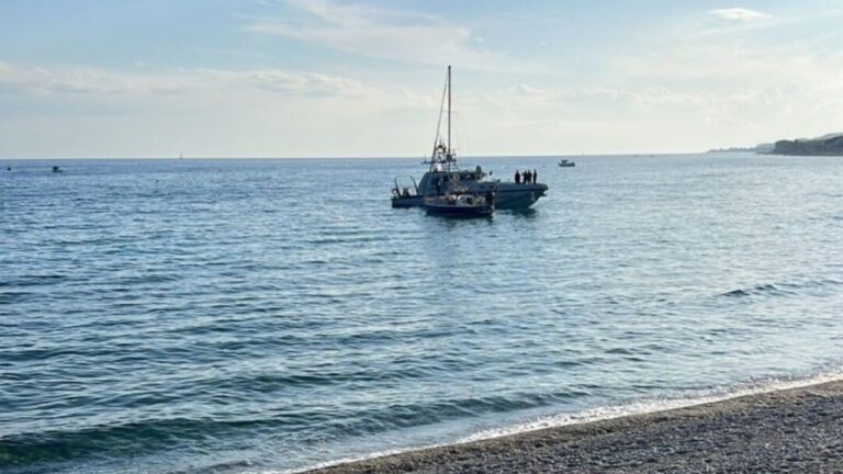 Sbarco nel Reggino, 61 migranti sulla spiaggia di Bianco