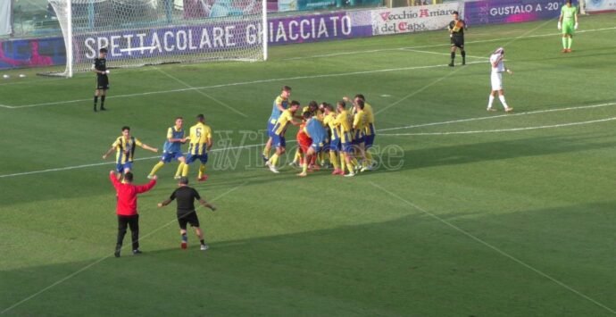 Coppa Italia Serie D, la Vibonese esce di scena: eliminata ai rigori dal Lamezia Terme