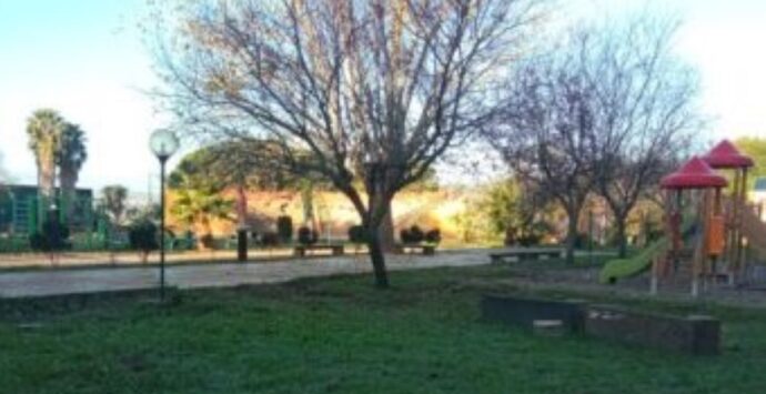Mileto, il parco “Nicholas Green” si arricchisce di una palestra all’aperto