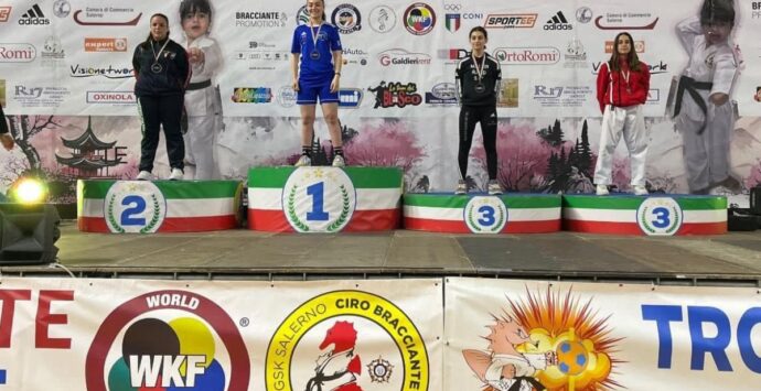 Karate, la sfida delle gemelle Rizzo di Tropea agli “Adidas Open di Campania”