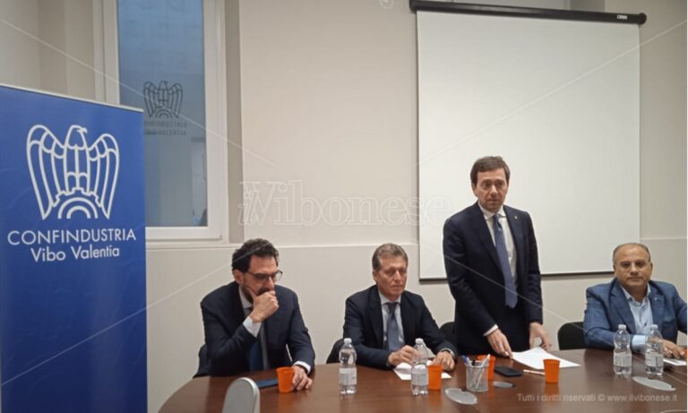 A Vibo la presentazione di tre nuovi bandi per sostenere le imprese calabresi – Video