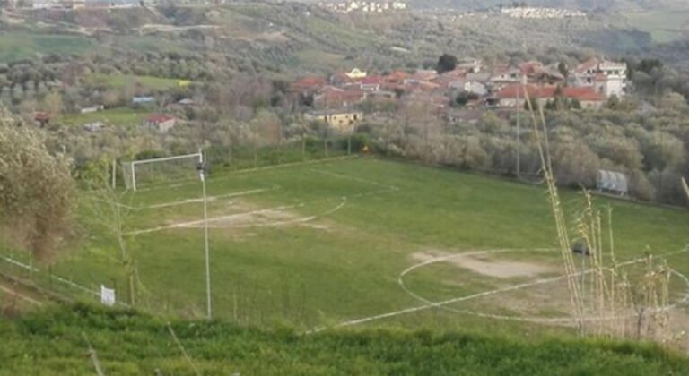 Filandari: idoneità del campo sportivo mancante e il sindaco opta per…partite a porte chiuse