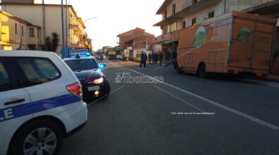 Scontro tra auto e furgone alle porte di Mileto, un ferito trasportato in ospedale