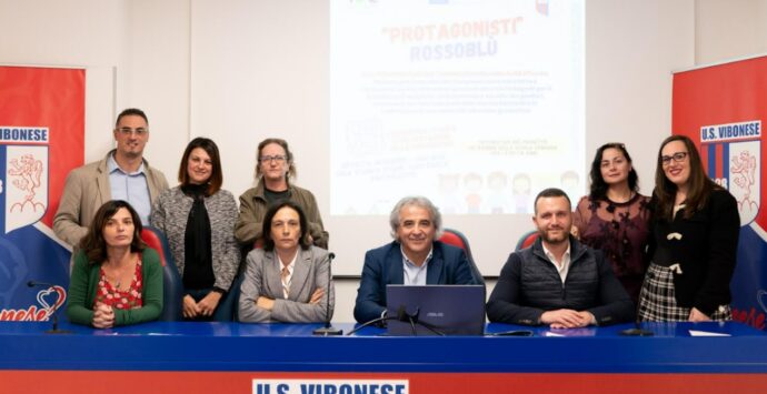 “Protagonisti rossoblù”, sport e inclusione sociale nel progetto dedicato a 130 bambini vibonesi