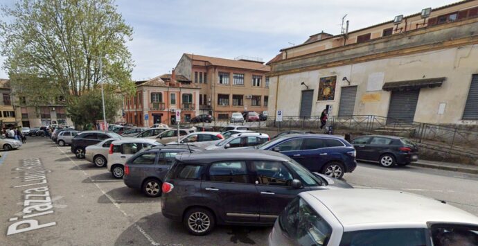 Vibo, lavori in piazza Luigi Razza, il Comune: «Recupero identitario alla base del progetto»