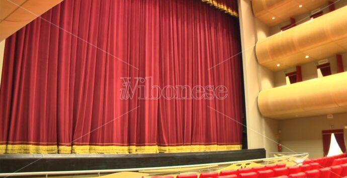 Nuovo teatro di Vibo, il M5S: «Nulla è stato predisposto per la sua gestione, neanche il Regolamento»