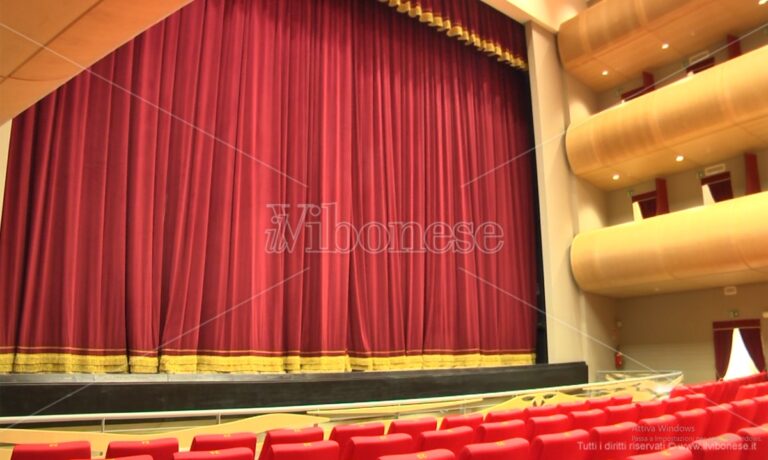 Nuovo teatro di Vibo, il M5S: «Nulla è stato predisposto per la sua gestione, neanche il Regolamento»