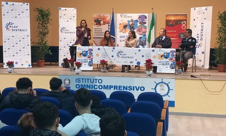 Alla piscina Nautico Pizzo parte il progetto Spazio Civico di Comunità “Edu-Sportivando”