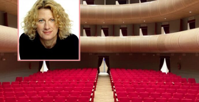 Nuovo teatro di Vibo, un nome prestigioso per la direzione artistica: Angela Finocchiaro