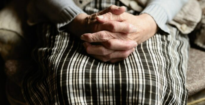 Lavorava in Svizzera ma si era dimenticata della liquidazione: pensionata calabrese incassa 82mila euro