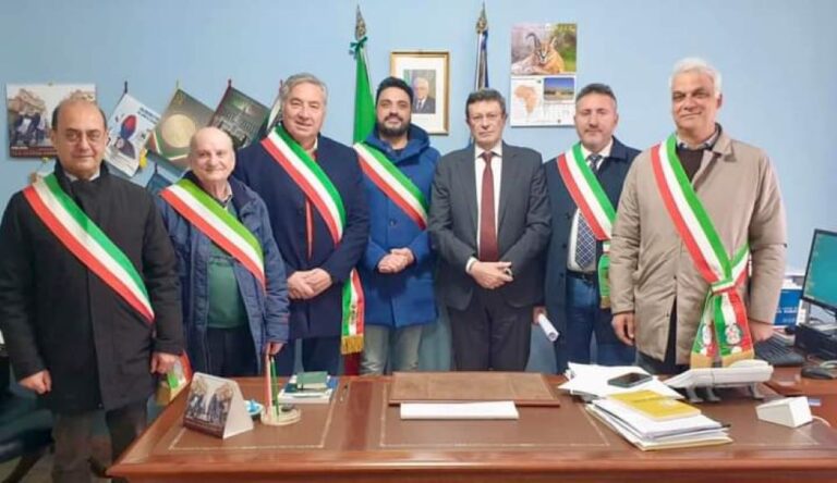 Autonomia differenziata, una delegazione di sindaci del Vibonese ricevuta dal prefetto