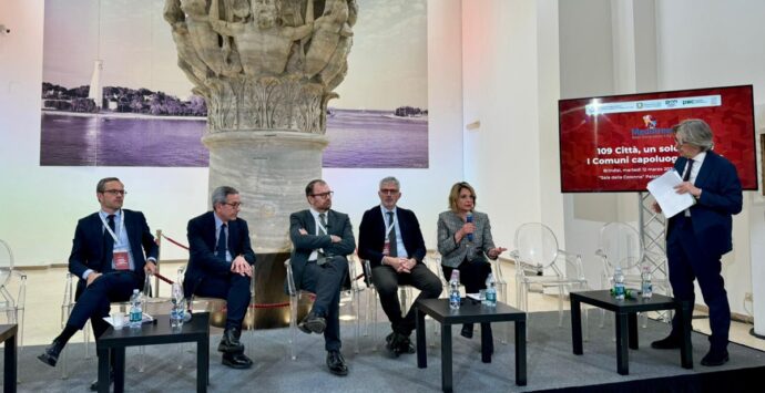 Il ruolo dei capoluoghi nel Sud Italia: il sindaco di Vibo invitato a relazionare dall’Anci a Brindisi