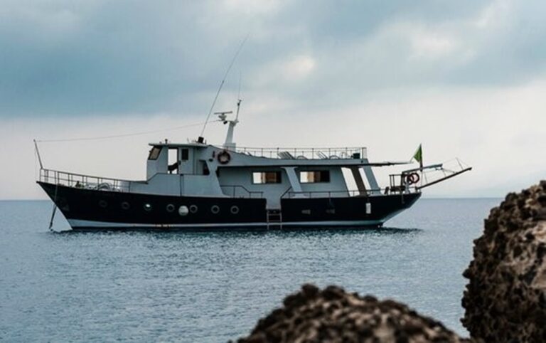 ‘Ndrangheta ed escursioni lungo la costa vibonese: sequestrata società di navigazione