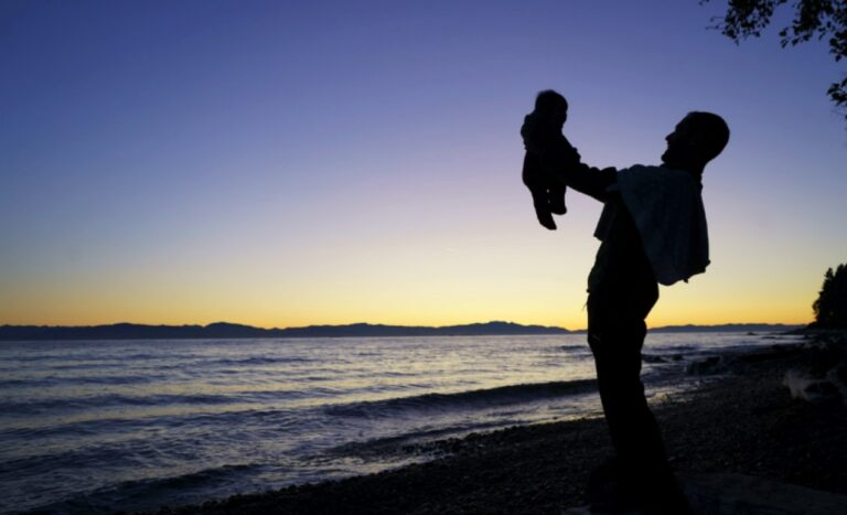 Congedo paternità, bassa adesione in provincia di Vibo: i dati di Save the Children