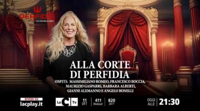 I protagonisti della politica italiana alla “Corte di Perfidia” – Video