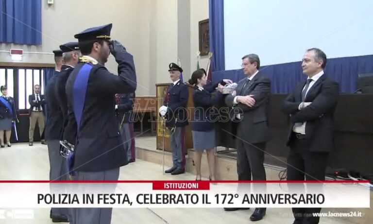 Festa della polizia a Vibo, il questore: «Faremo tanto per gli onesti di questa provincia» – Video