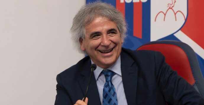 La Vibonese prepara l’assalto play off a Reggio Calabria, il dg Gagliardi: «Siamo carichi»