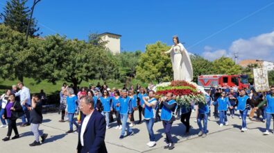 Migliaia di figli spirituali di Natuzza Evolo a Paravati per la Festa della Mamma