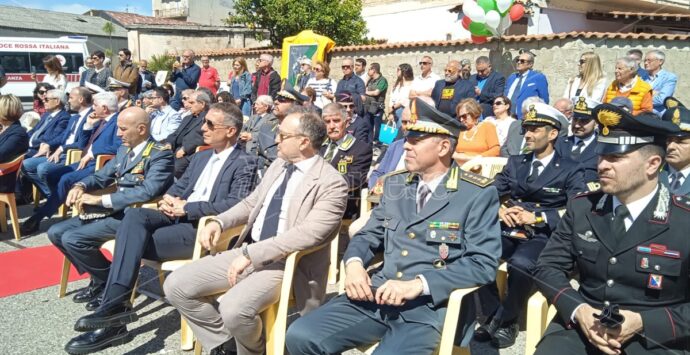 Vibo Marina: una piazza intitolata all’appuntato della Guardia di Finanza Antonino De Vita – Video