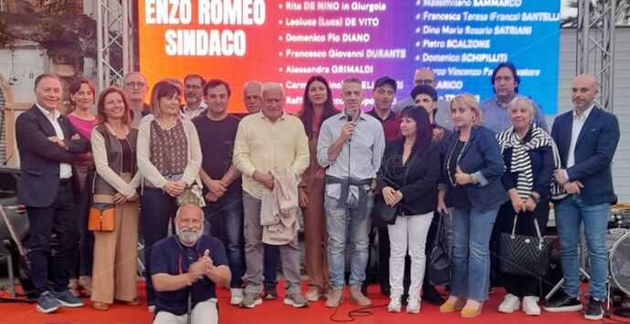 Verso le comunali, Enzo Romeo presenta liste e programma a Vibo Marina