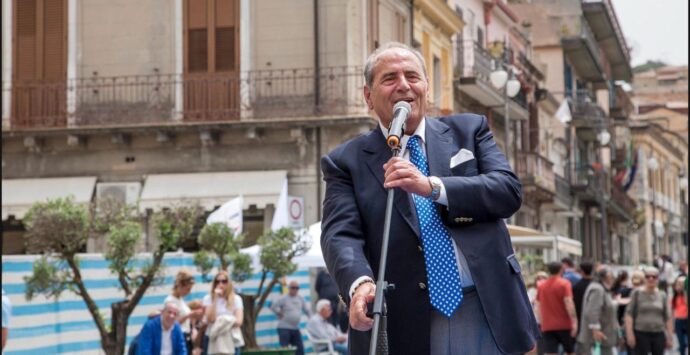 Elezioni, Muzzopappa attacca il centrodestra che ha scelto Cosentino ma esalta Limardo e Mangialavori