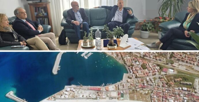 Sviluppo del porto di Vibo Marina, il sindaco Limardo incontra il presidente dell’Autorità portuale Agostinelli