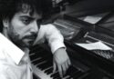 Vibo, musica classica jazzata alla Biblioteca comunale con il concerto del pianista Miniaci