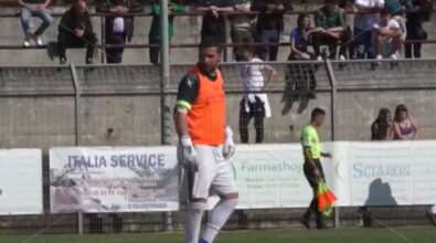 Salvatore Piccolo, 42 anni e non sentirli: il portiere del Capo Vaticano continua a regalare prodezze – Video
