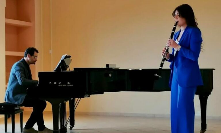 Vibo, stasera il concerto della clarinettista Virgillo e del pianista Silvestri