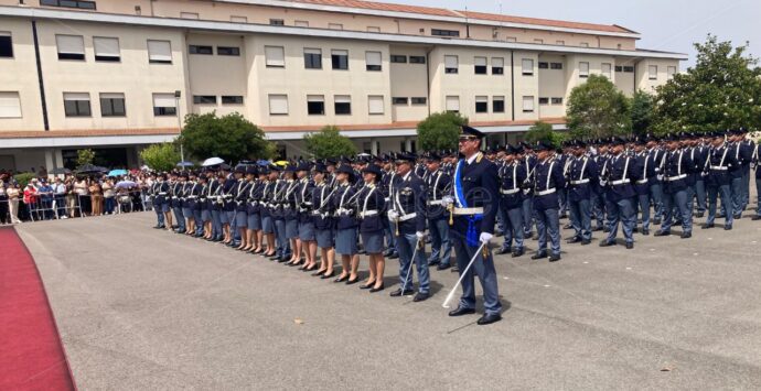 «Lo giuro!», dalla Scuola di polizia di Vibo 187 nuovi agenti a difesa della Repubblica e della legalità – Video