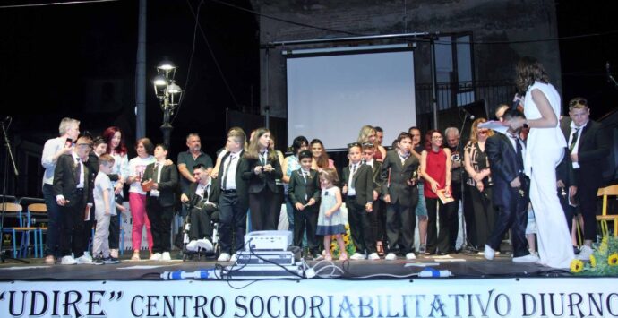 Bulli, bulletti e bulloni: ragazzi e famiglie di Filogaso uniti contro la violenza in un evento dedicato alla legalità