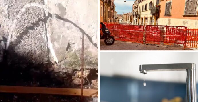 Prigionieri del cantiere e senza acqua nelle case, la protesta dei residenti di via del Gesù a Vibo – VIDEO