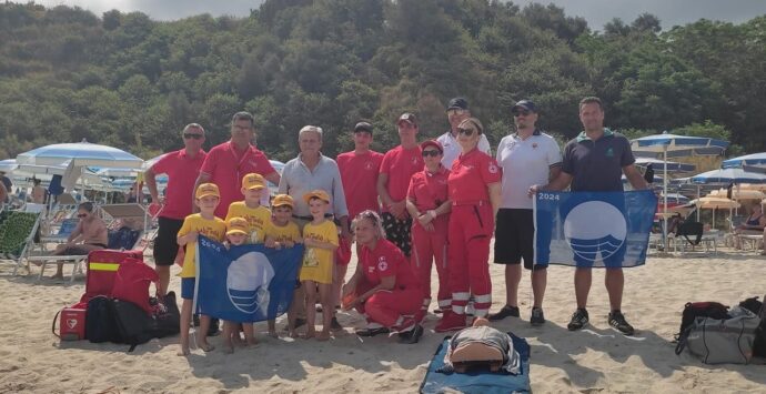 Sicurezza in mare, a Parghelia dimostrazioni di salvataggio in acqua e tecniche di primo soccorso