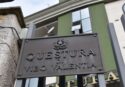 Vibo, furibonda rissa a colpi di sedie e bottiglie: denunciati 9 giovani. Ma nessuno ha aiutato i poliziotti nelle indagini