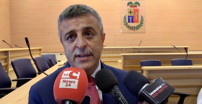 Strade nel Vibonese, dalla Provincia interventi per oltre 28 milioni. L’Andolina: «Viabilità critica ma ora inversione di tendenza» – Video